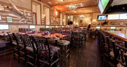 Основной зал