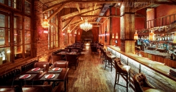 Каминный зал — подробнее о зале