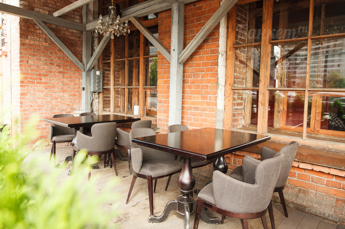 Летняя веранда ресторана — фото 5