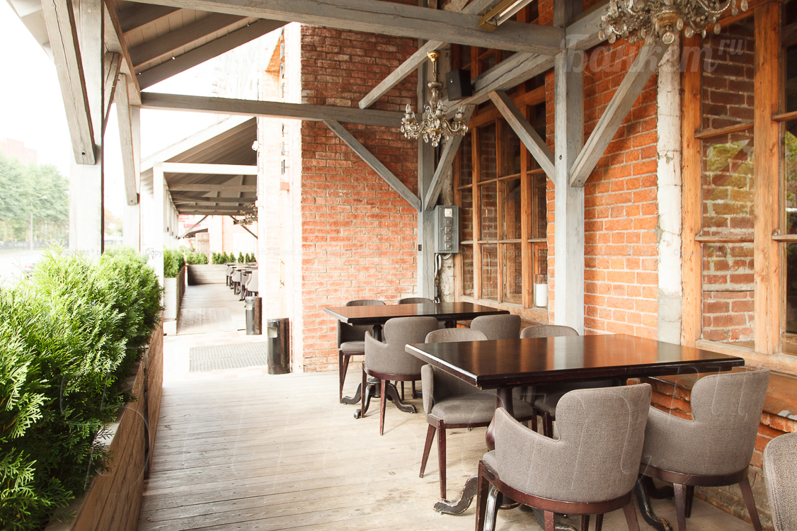 Летняя веранда ресторана — фото 6