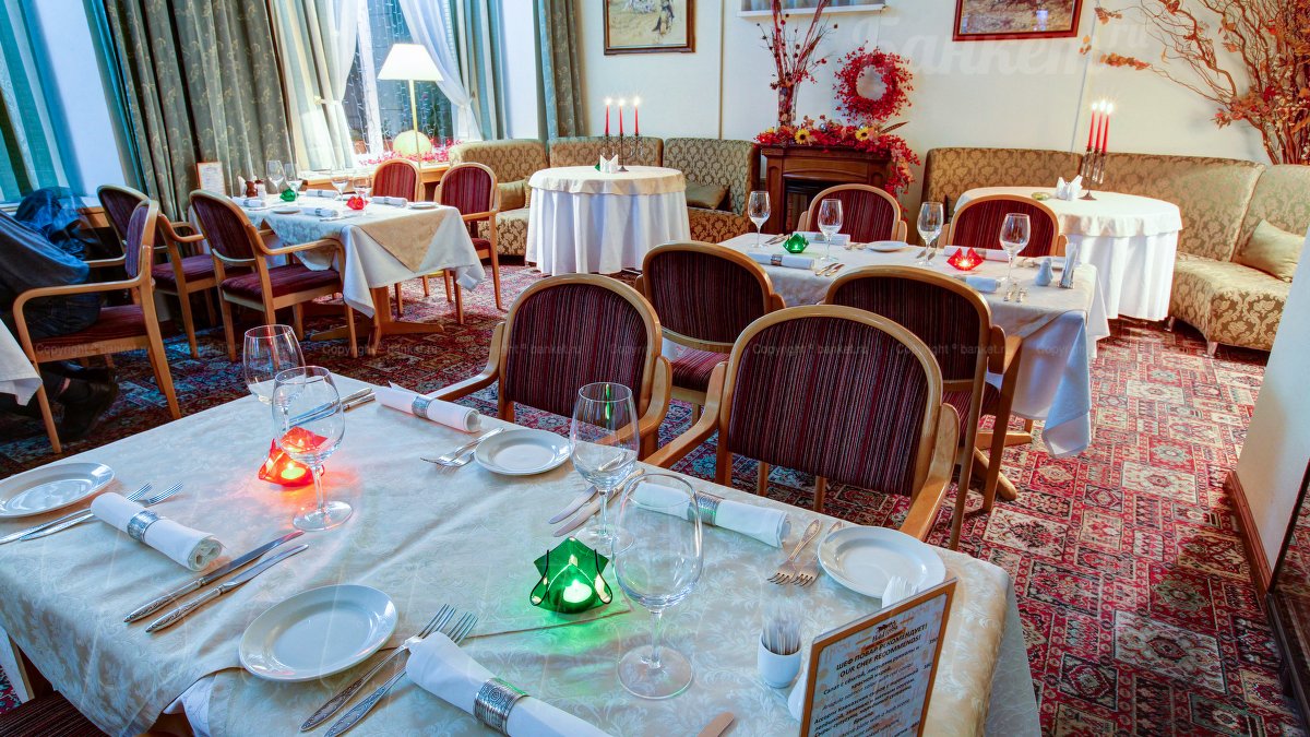 Зал ресторана Каминный — фото 22