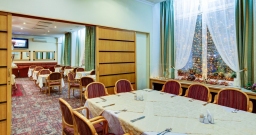 Зал ресторана Каминный — фото 4