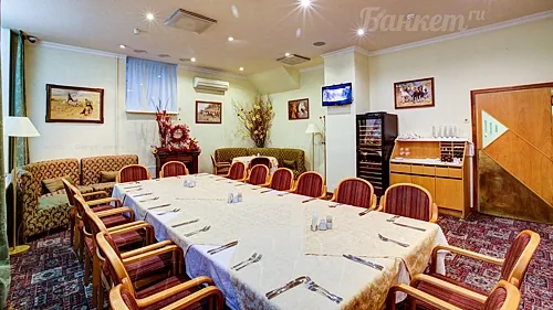Зал ресторана Каминный — Отель - Ресторан Бега, Москва