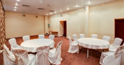 Конференц-зал гостиницы Бега Конференц-зал гостиницы Бега — интерьер зала