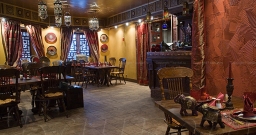 Основной зал