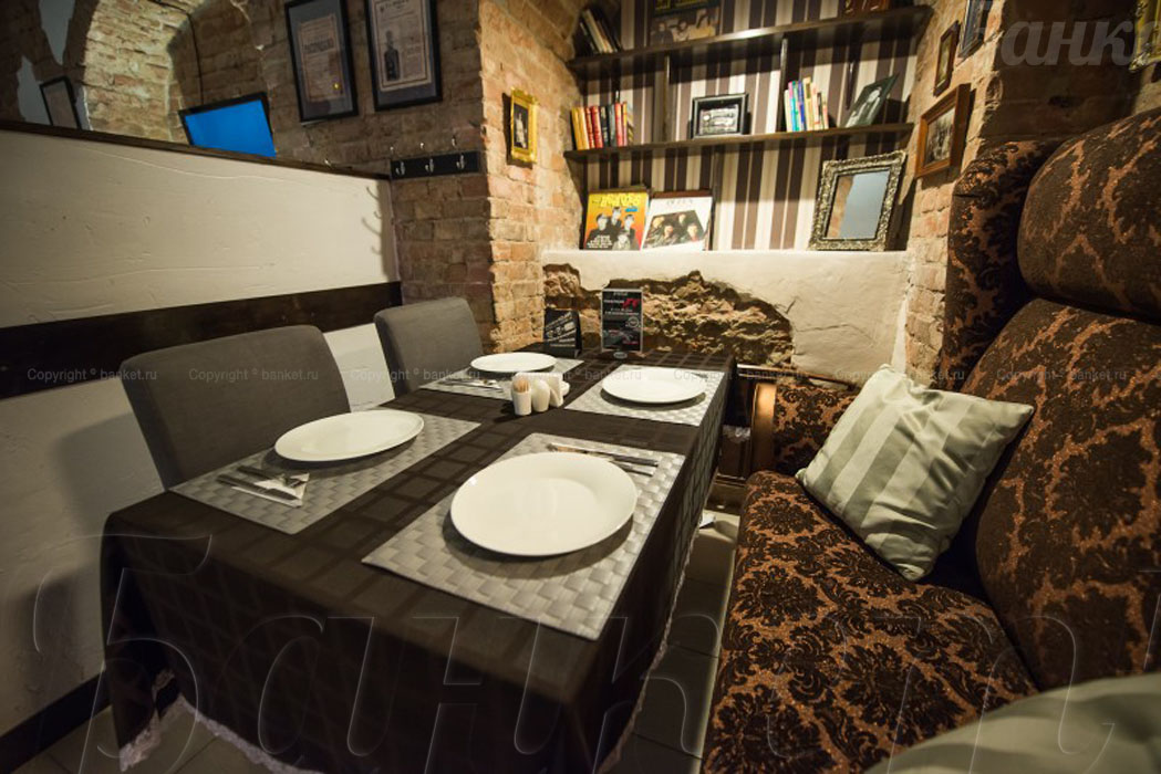 Основной зал — Ресто-бар Короли и капуста