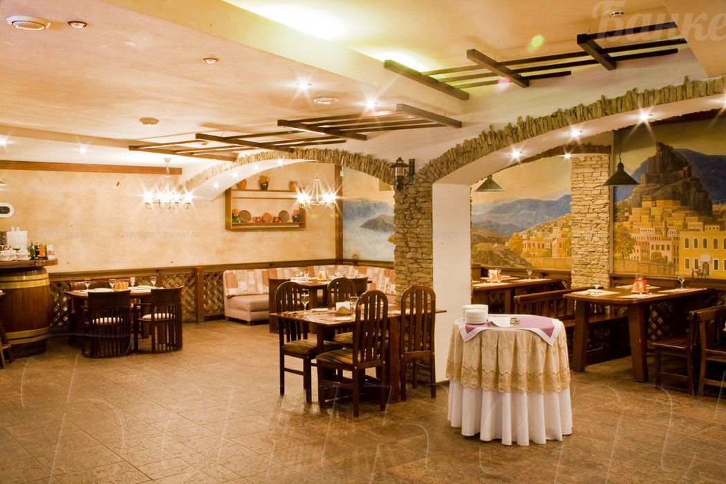 Основной зал — Кафе У дедушки Мито