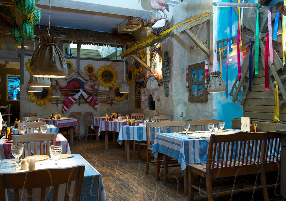 Ресторан украинской кухни Шкварок — Основной зал, фото банкетного зала