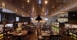 Основной зал