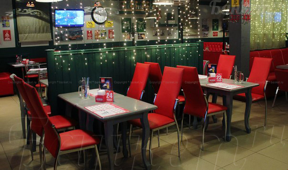 Основной зал — Дисконт-бар Лось и Лосось