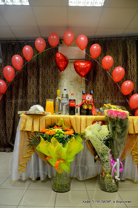 Основной зал — Кафе Ели Пили