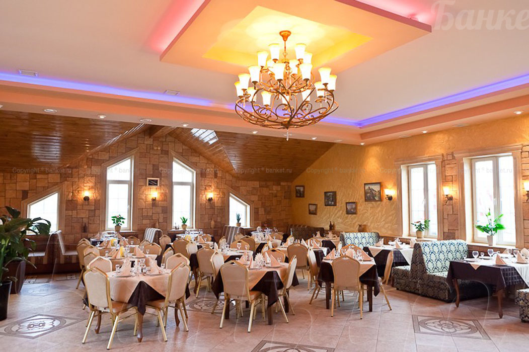 Основной зал — Кафе Форт-сити