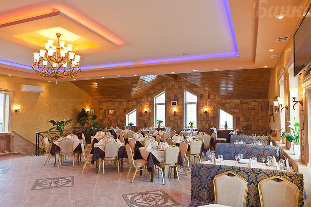 Основной зал — Кафе Форт-сити