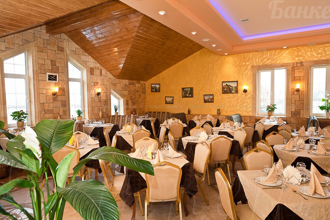 Основной зал — Кафе Форт-сити