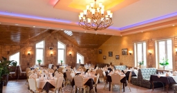 Основной зал — интерьер зала