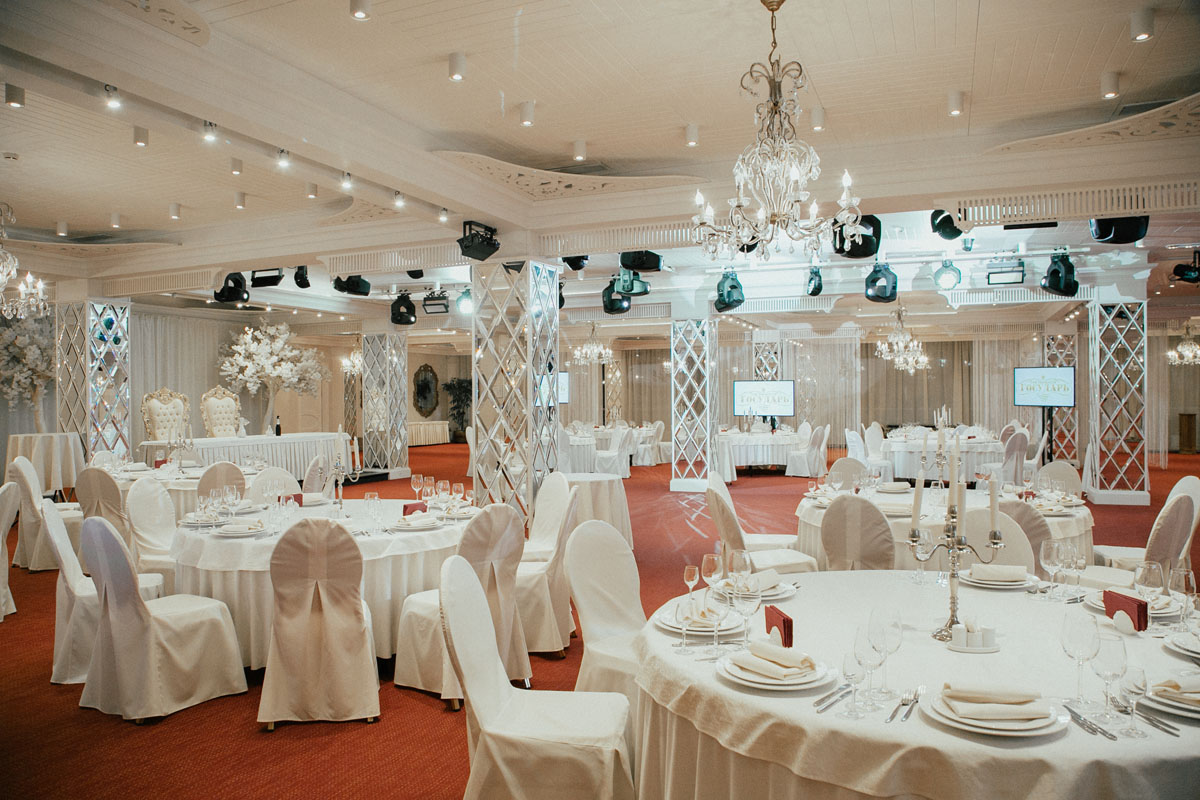 Банкетный зал Банкетный зал — фото 17