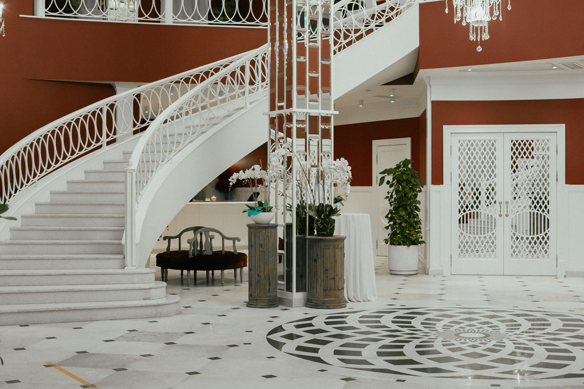 Банкетный зал Банкетный зал — фото 61