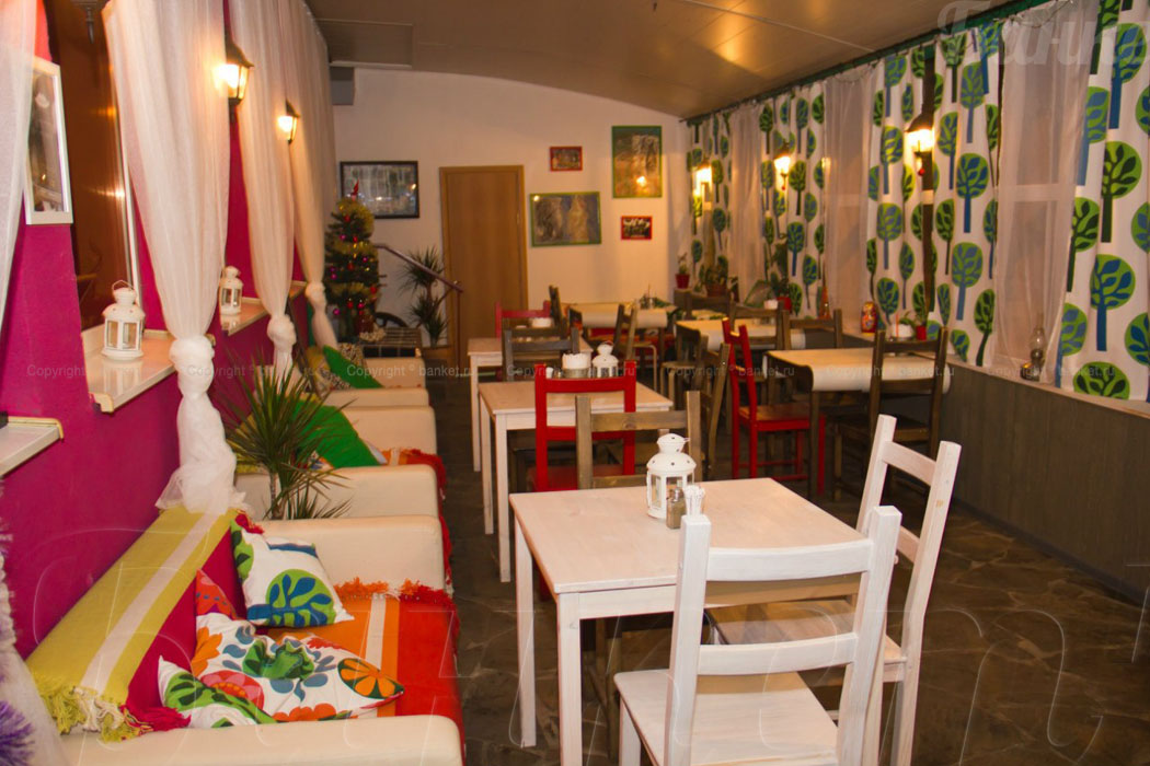 Арт-Паб Немец Перец Колбаса — Основной зал, фото банкетного зала