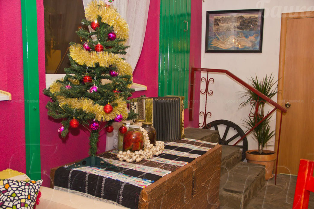 Основной зал — Арт-Паб Немец Перец Колбаса