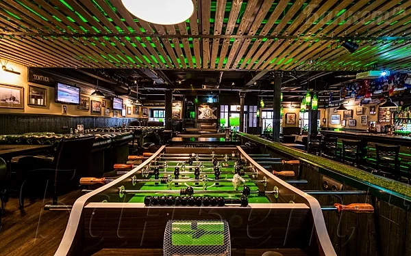 Lawson's Bar, Основной зал — фото