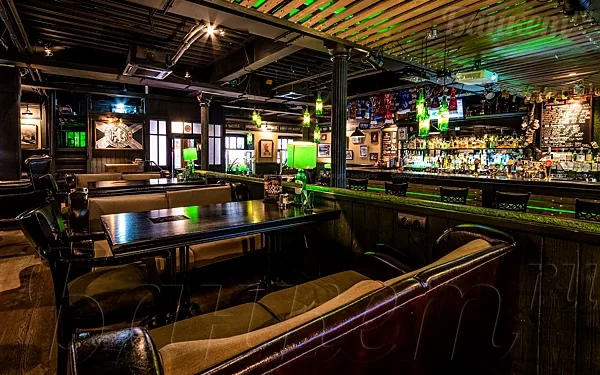 Lawson's Bar, Основной зал — фото