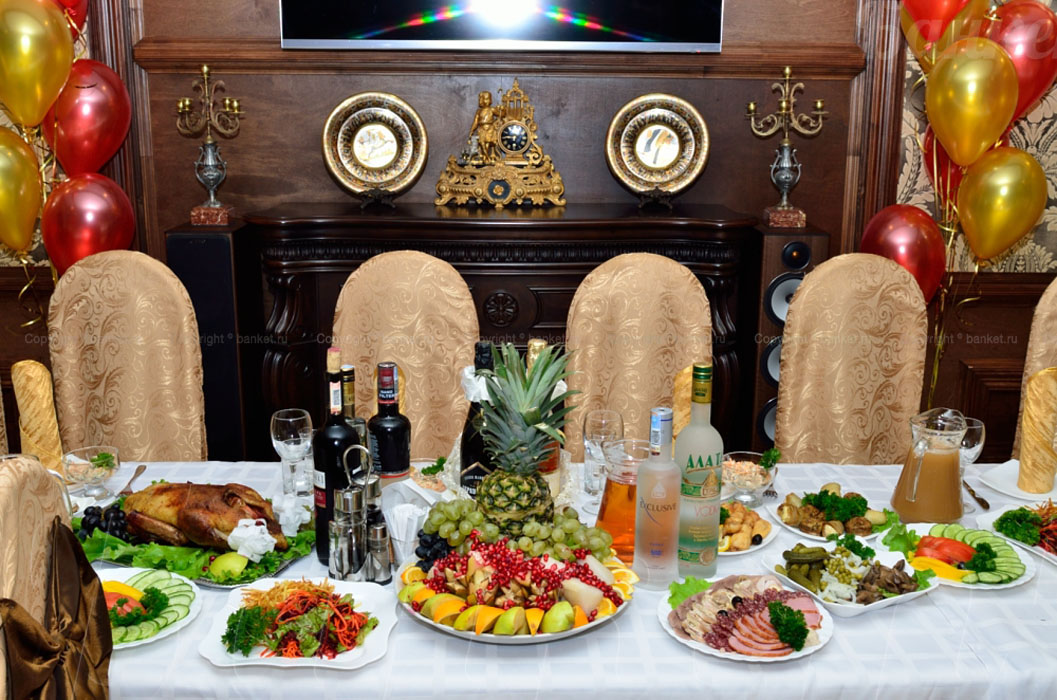 Основной зал — Кафе Bon Voyage