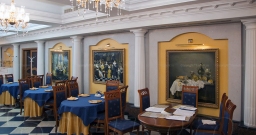 Основной зал