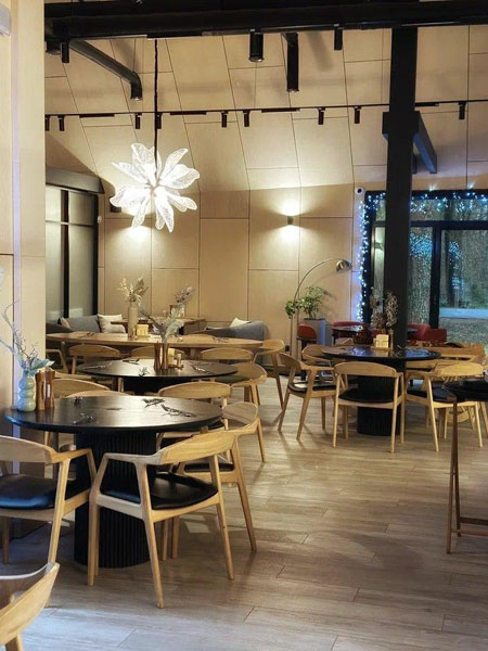 Основной зал — Кафе Шишки Мишки