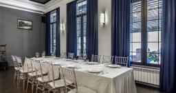 Малый зал — интерьер зала