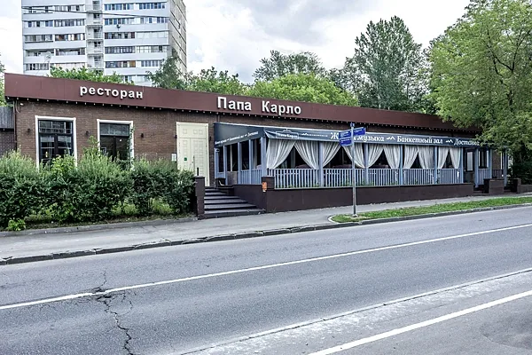 Ресторан Эдели, Летняя веранда — фото