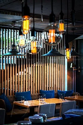 Ресторан Food Embassy, Зал 1 этажа — фото