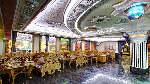 Концертный зал — Караоке Будур
