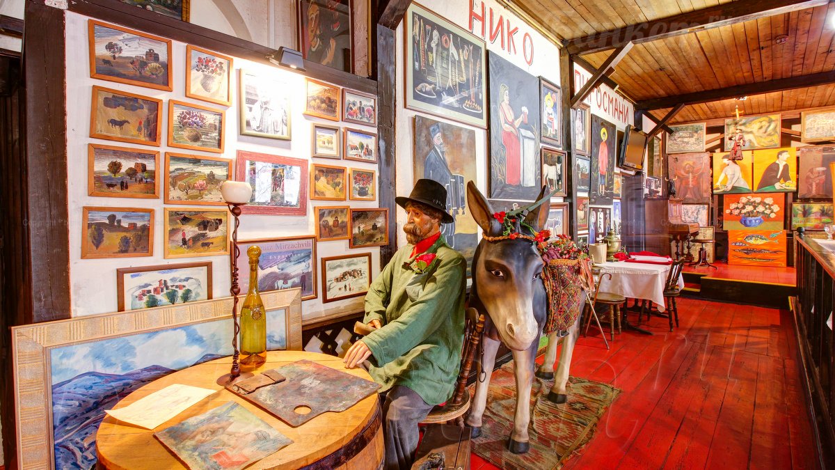 Основной зал  с сценой — фото 6