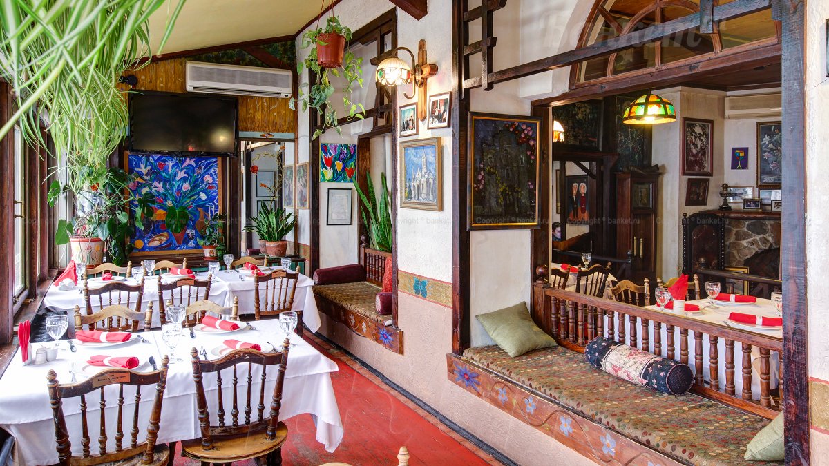 Основной зал  с сценой — фото 18