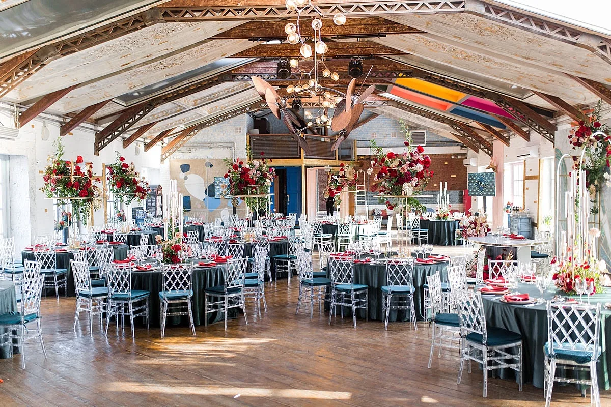 BANKSY HALL&MORRISON — банкетный зал LOFT HALL, фото