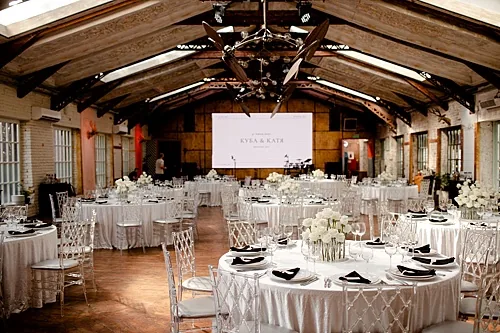 BANKSY HALL&MORRISON — LOFT HALL, Москва