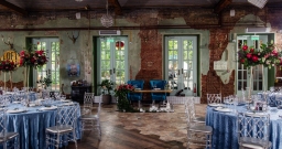 ANDY HALL&CINDY — интерьер зала