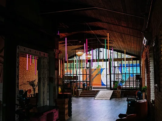 LOFT HALL, ANDY HALL&CINDY — фото