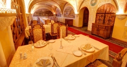 Расписной (банкетный) зал Расписной (банкетный) зал — интерьер зала