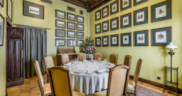 Кабинет графа — интерьер зала