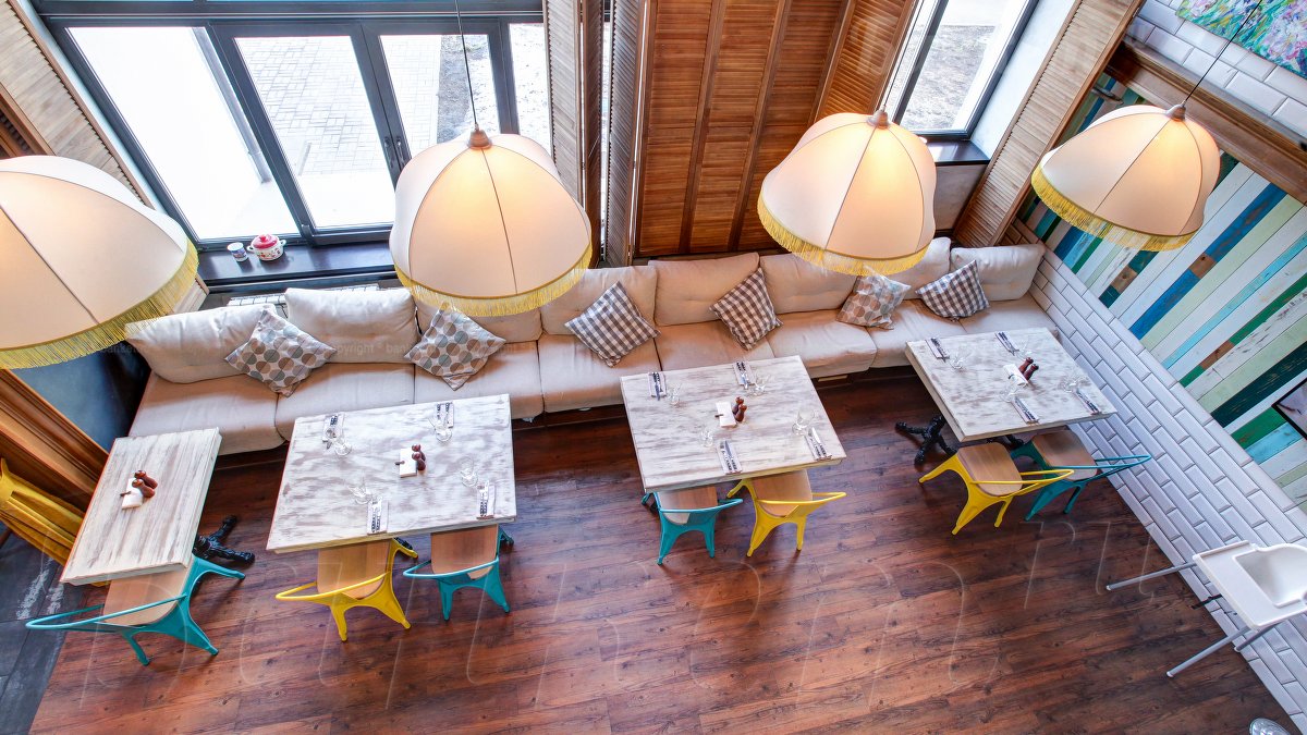 2 этаж — Родные люди