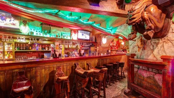 Бар — подробнее о зале