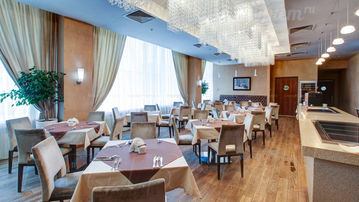 Ресторан Райкин Plaza — Отель-ресторан Райкин Plaza