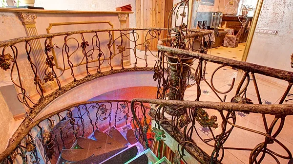 Зал средний — Ресторан Рай, Москва