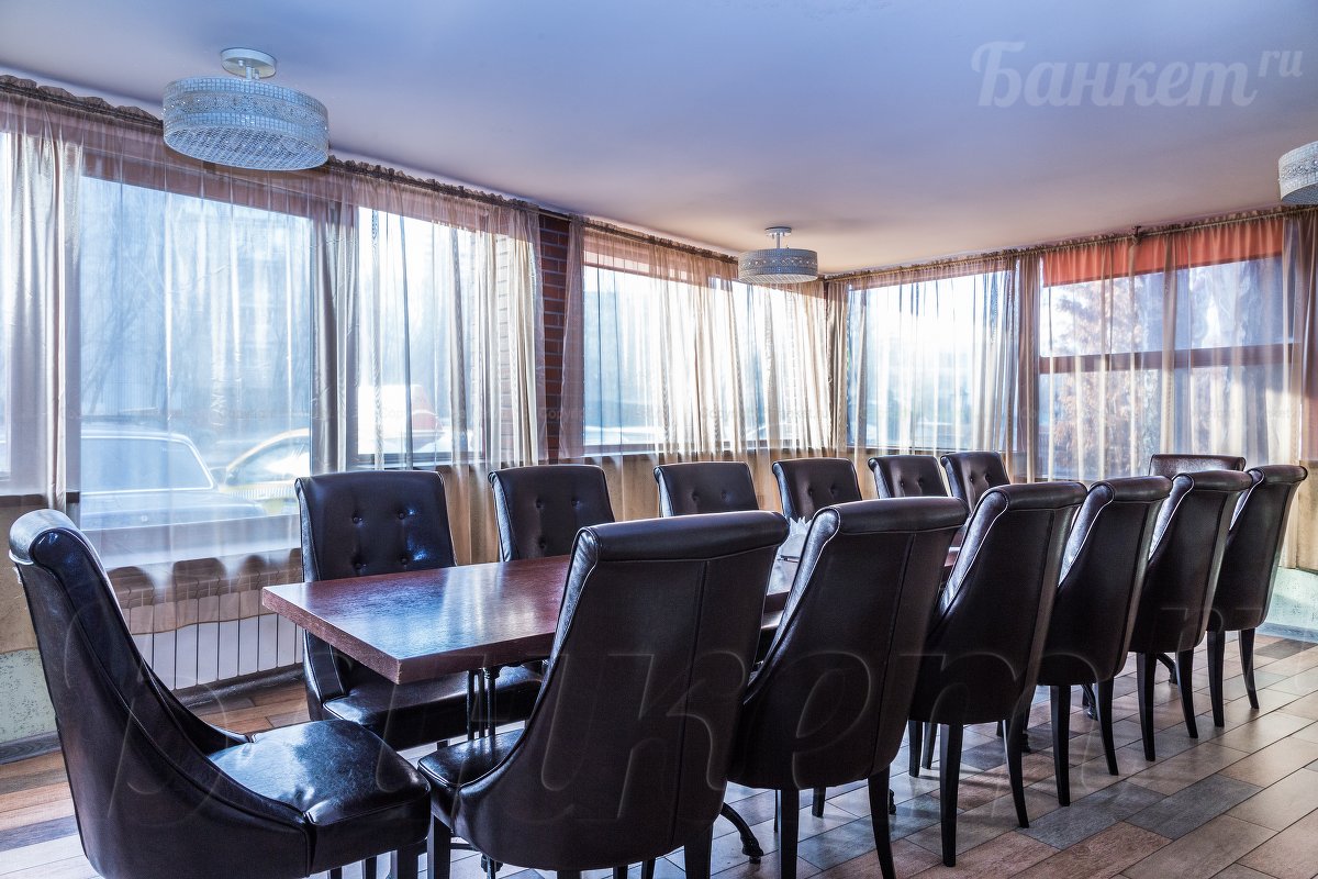 Малый банкетный зал ( Веранда) — СВАО Мото Бар