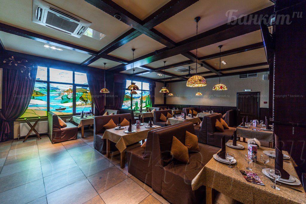 Главный зал — Ресторан Шан