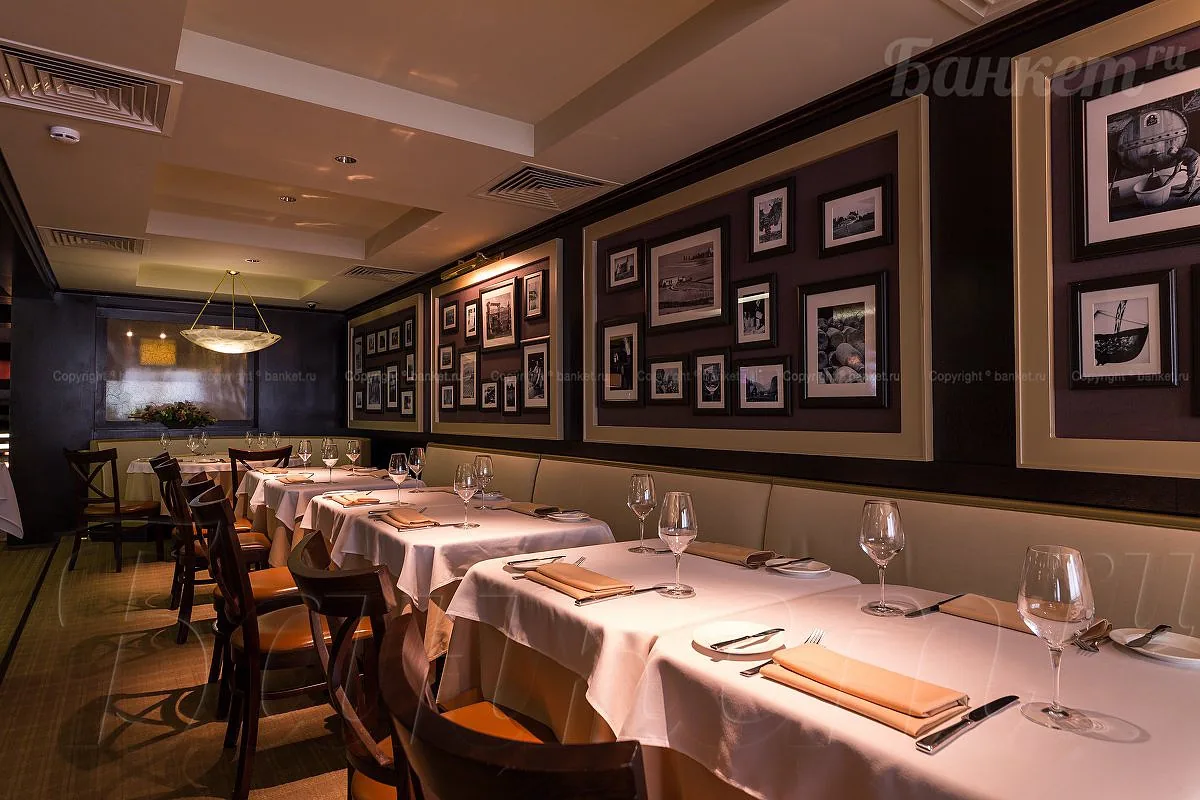 Chicago Grill & Bar  — Зал 1, фото банкетного зала