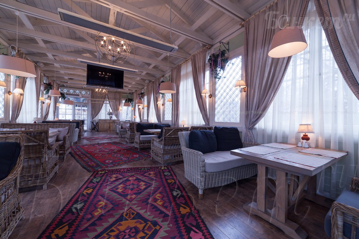 Большая веранда — Цыцыла