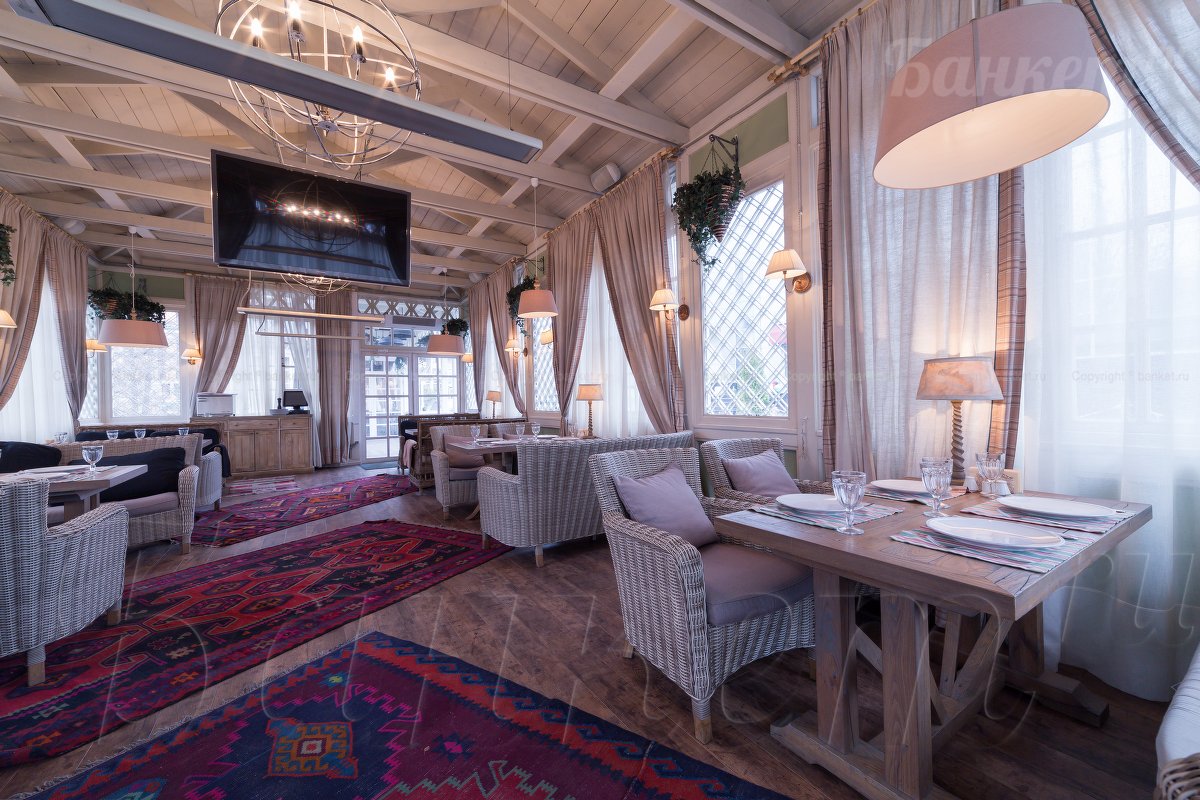 Большая веранда — Цыцыла