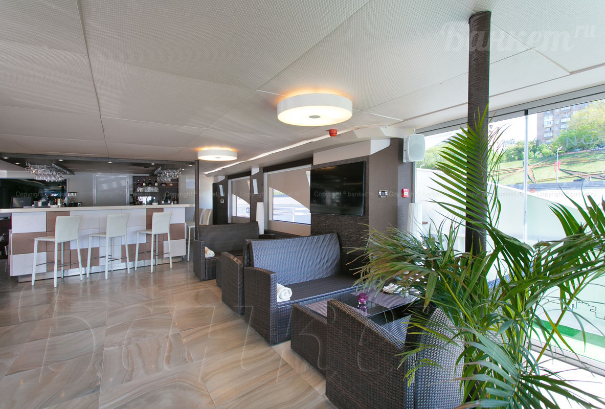 Палуба с баром — фото 4